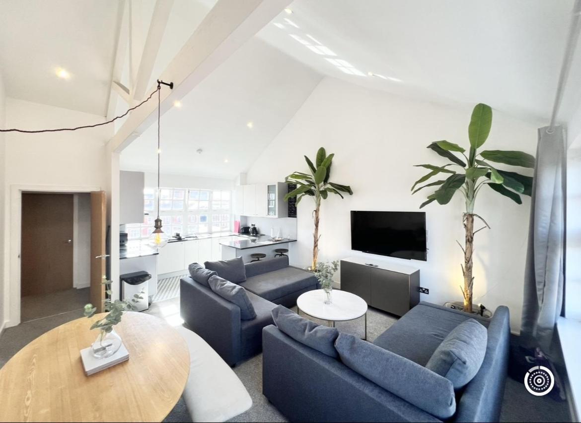 Luxury Apartment In The Heart Of Leicester With Parking Exterior foto